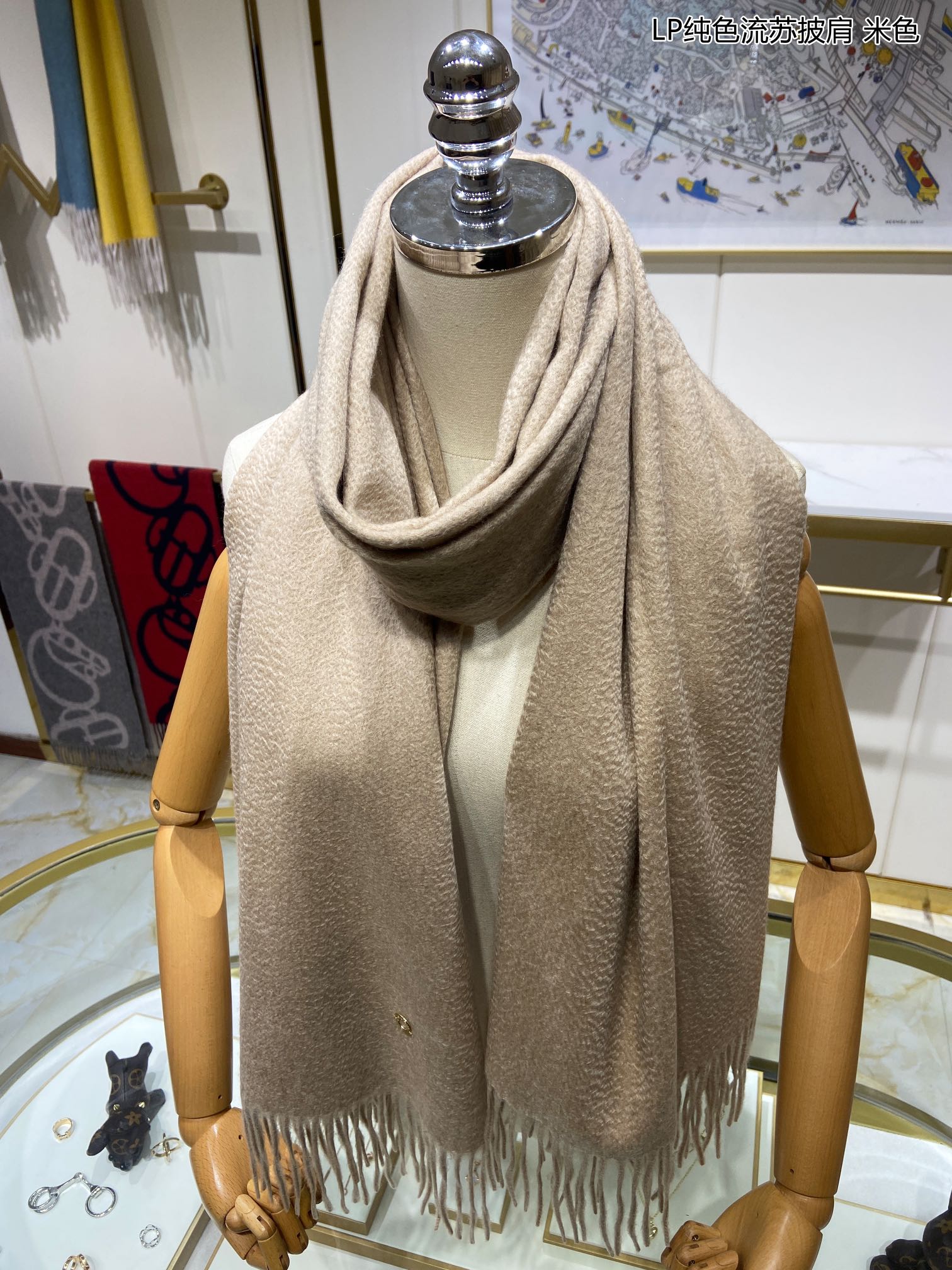 LP Grande Unita Scarf 200 CM In Light Beige Cashmere 645524