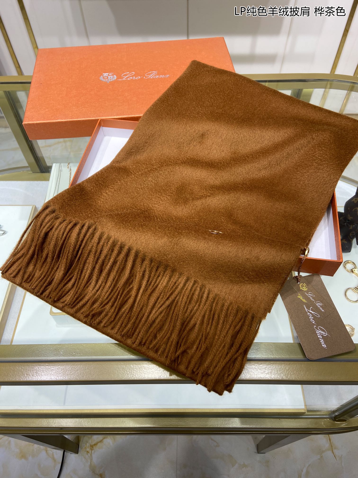 LP Grande Unita Scarf 200 CM In Caramel Cashmere  645520