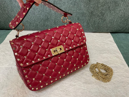 garavani rockstud spike medium 24cm red lambskin