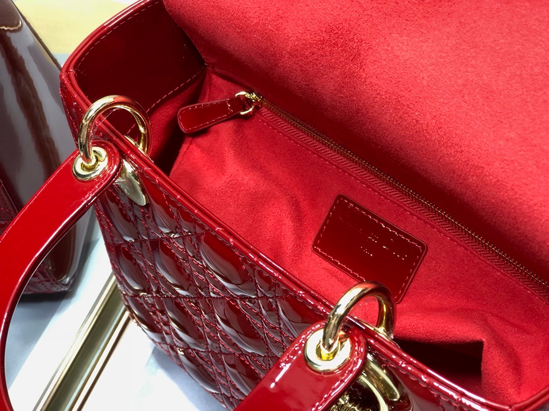 medium lady 24 dark red patent calfskin