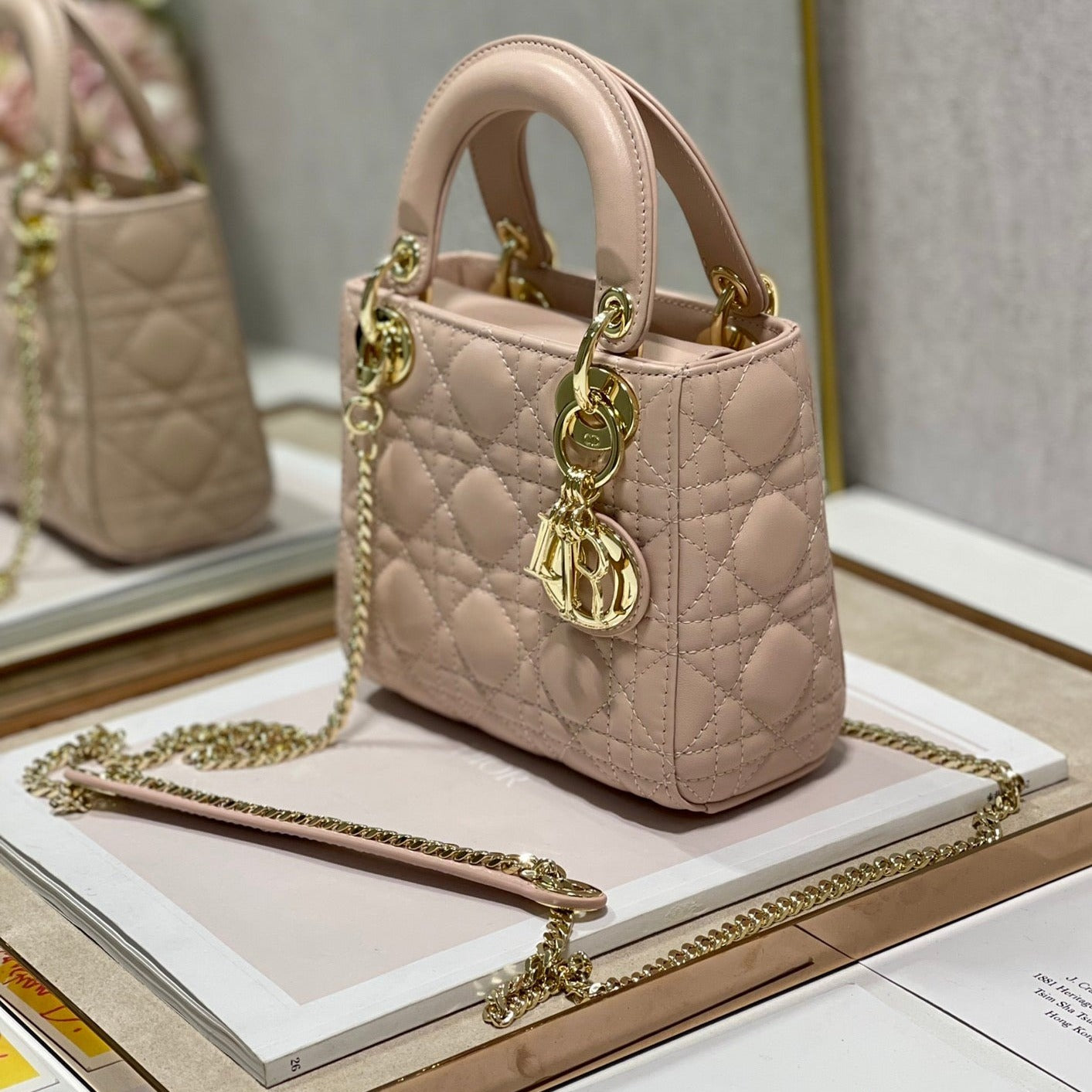 mini lady 17 lambskin