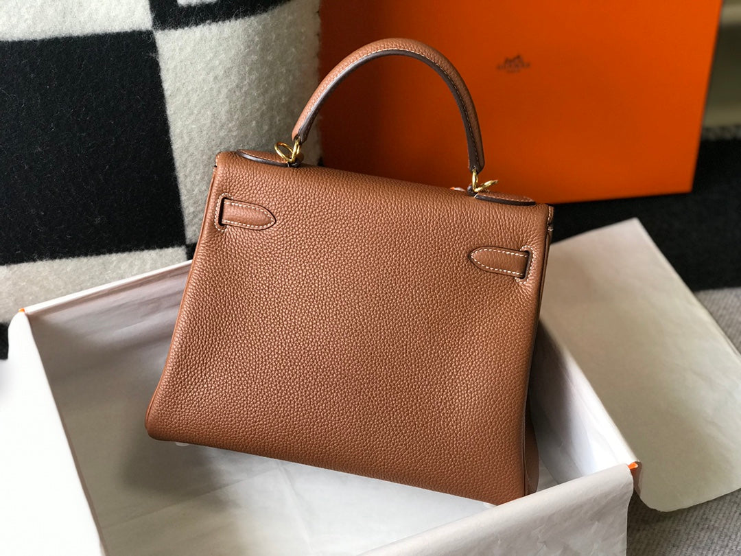 HM KELLY BAG IN BROWN TOGO GOLD HARDWARE