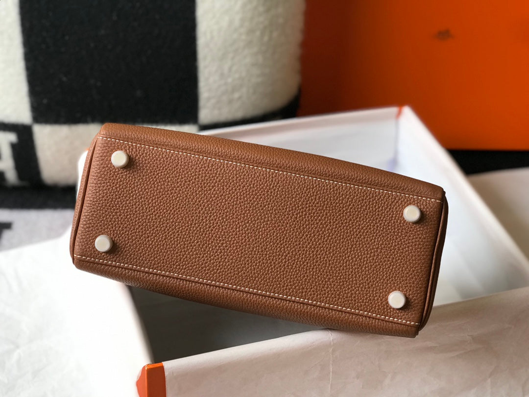 HM KELLY BAG IN BROWN TOGO GOLD HARDWARE