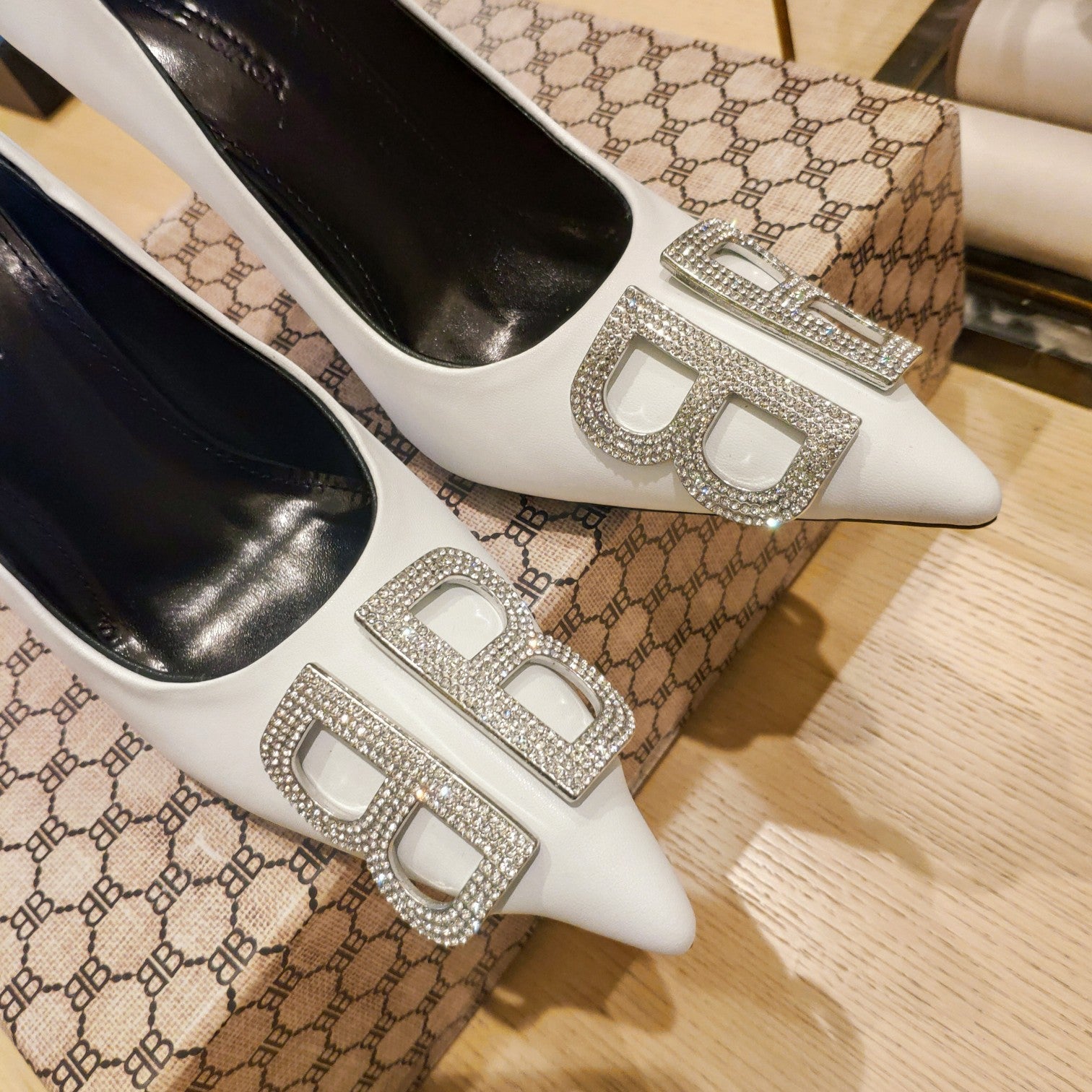 Balenciaga 26s High Heel Pump 105 White Cowhide 681173