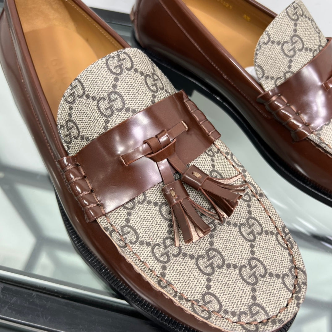 GG Men's Tassel Loafer Brown Patent Leather 559053