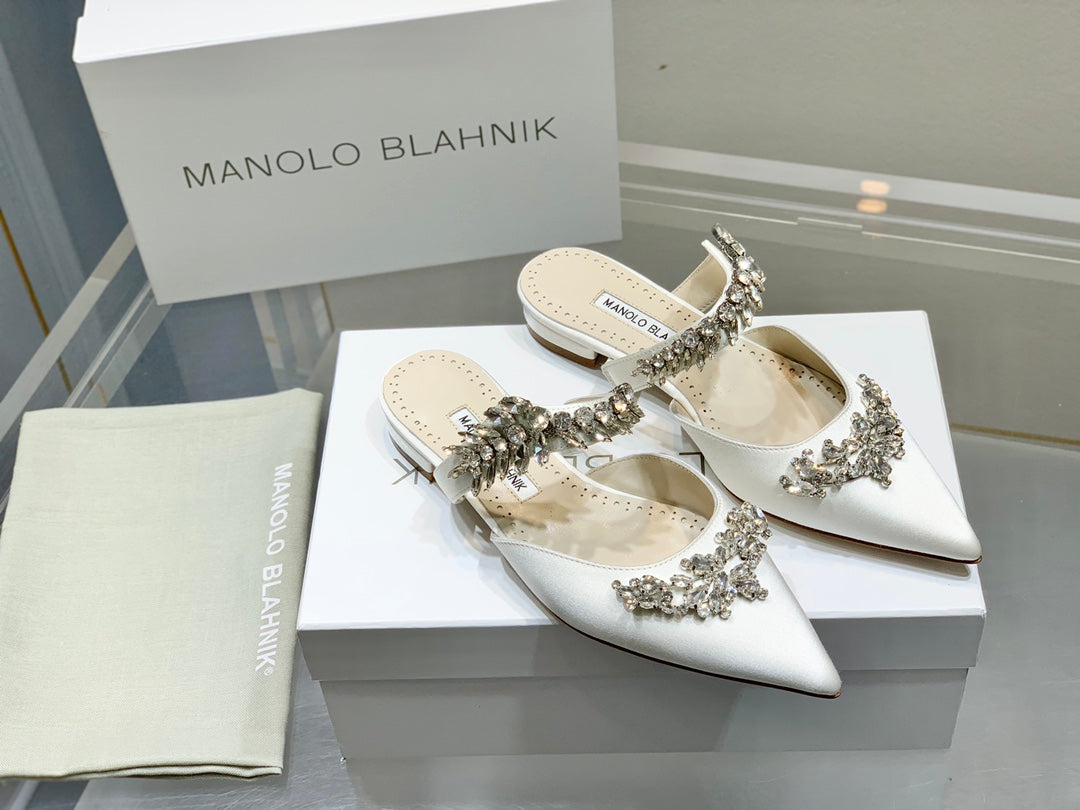 Manolo Flats Mules Crystal White Silk Satin 327471