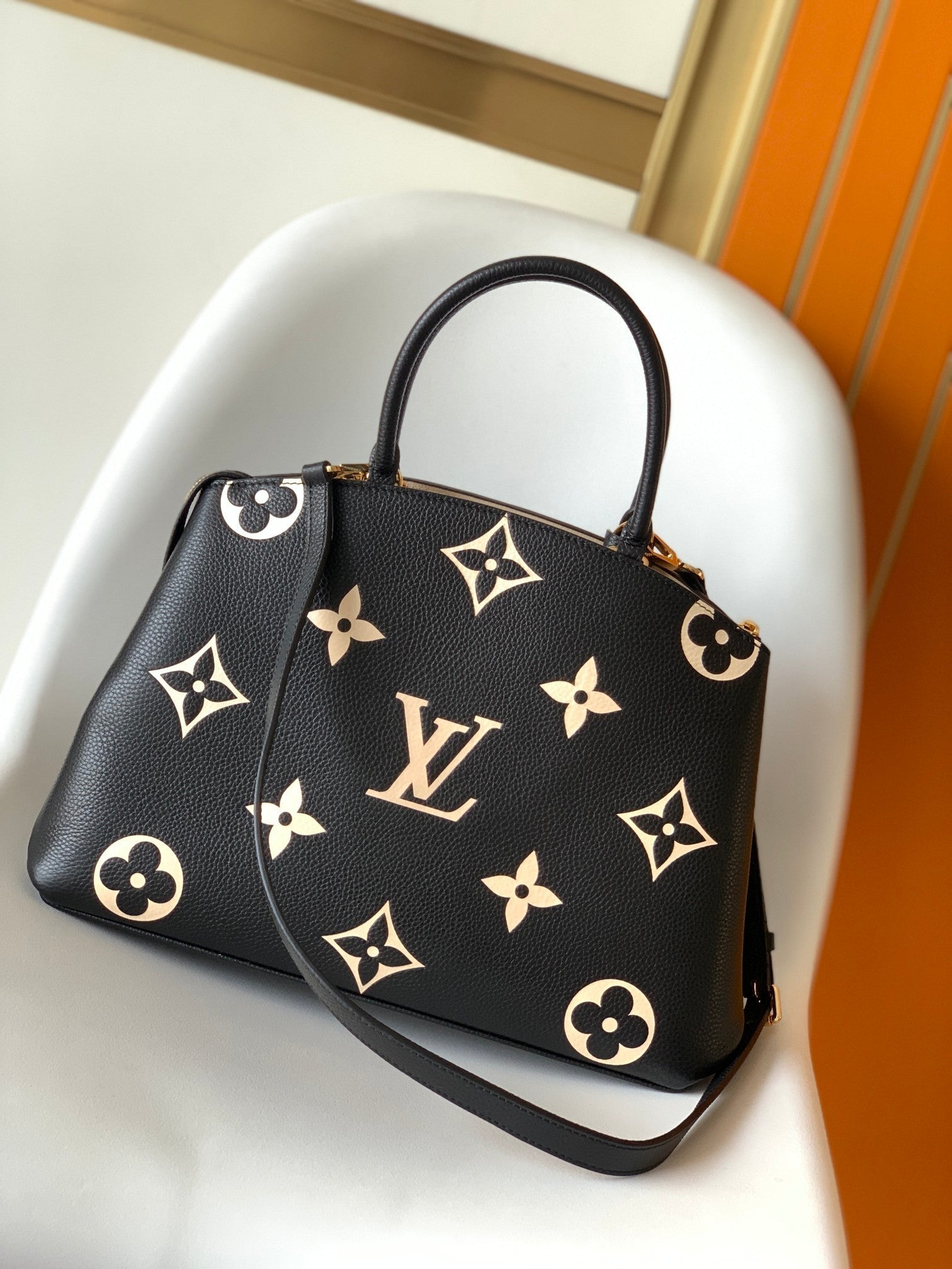 LV Petit Palais Bag Black White Cowhide 241141
