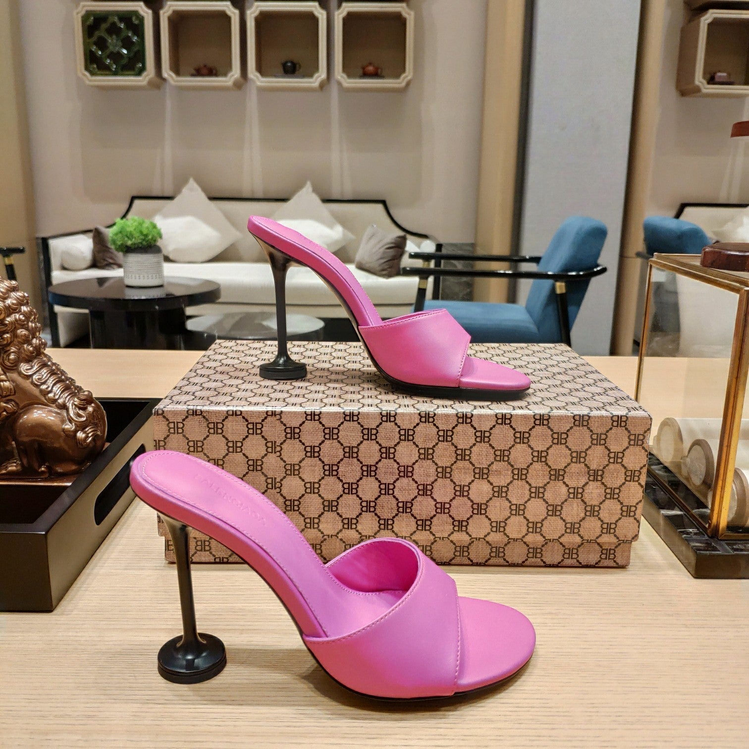 Balenciaga 26s High Heeled Sandals Pink Sheepskin 681280