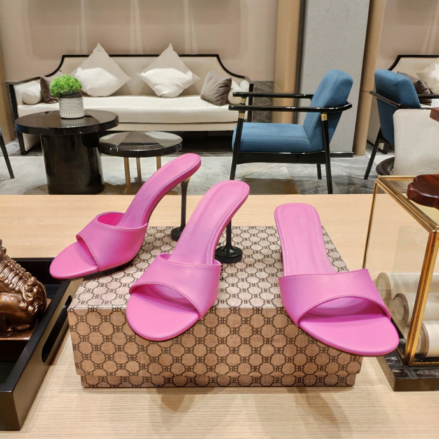Balenciaga 26s High Heeled Sandals Pink Sheepskin 681280