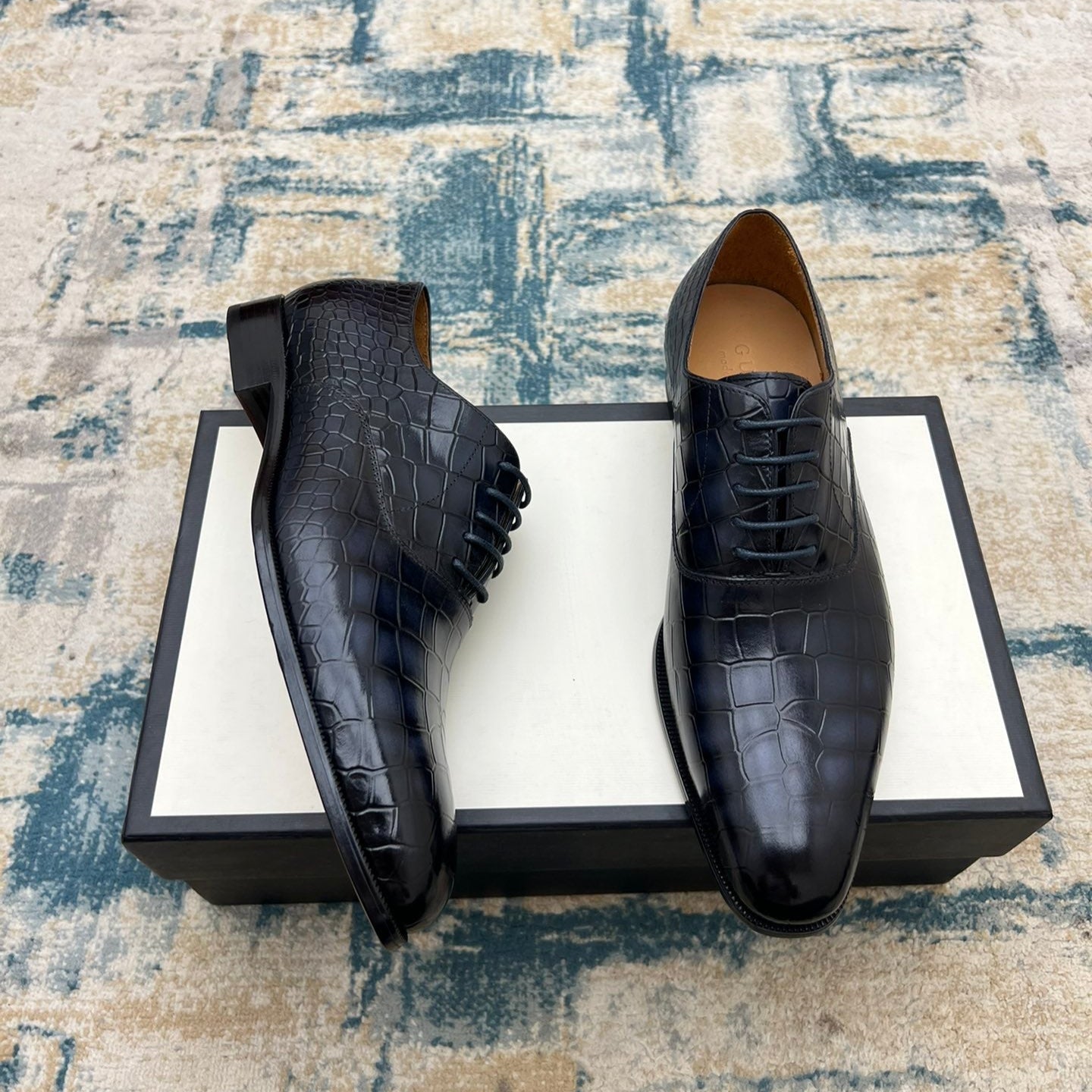 GG Men's Dress Shoe Blue Crocodile Embossed Calfskin 533107