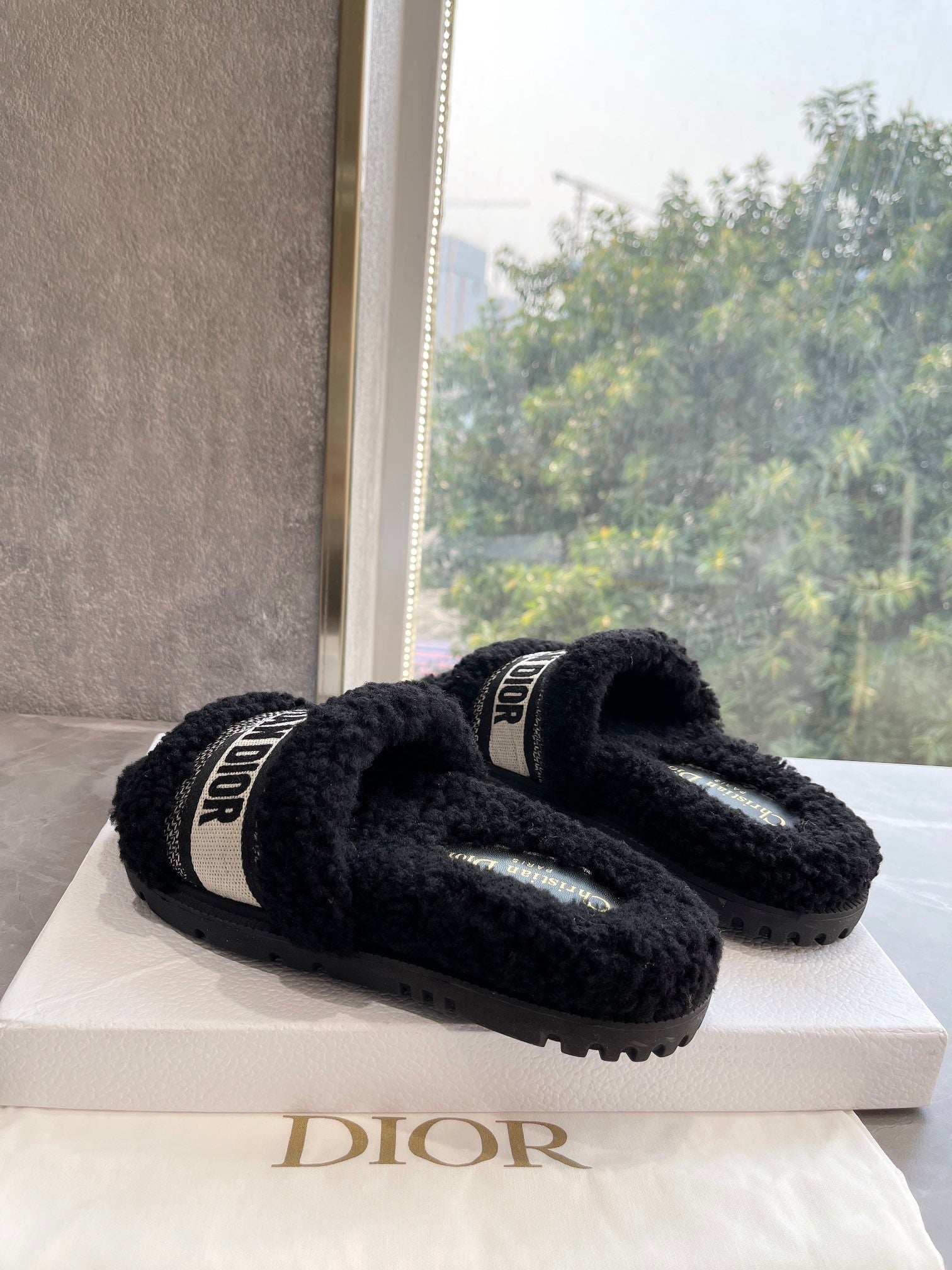 CD 25  Flat Slippers Black Wool 395566