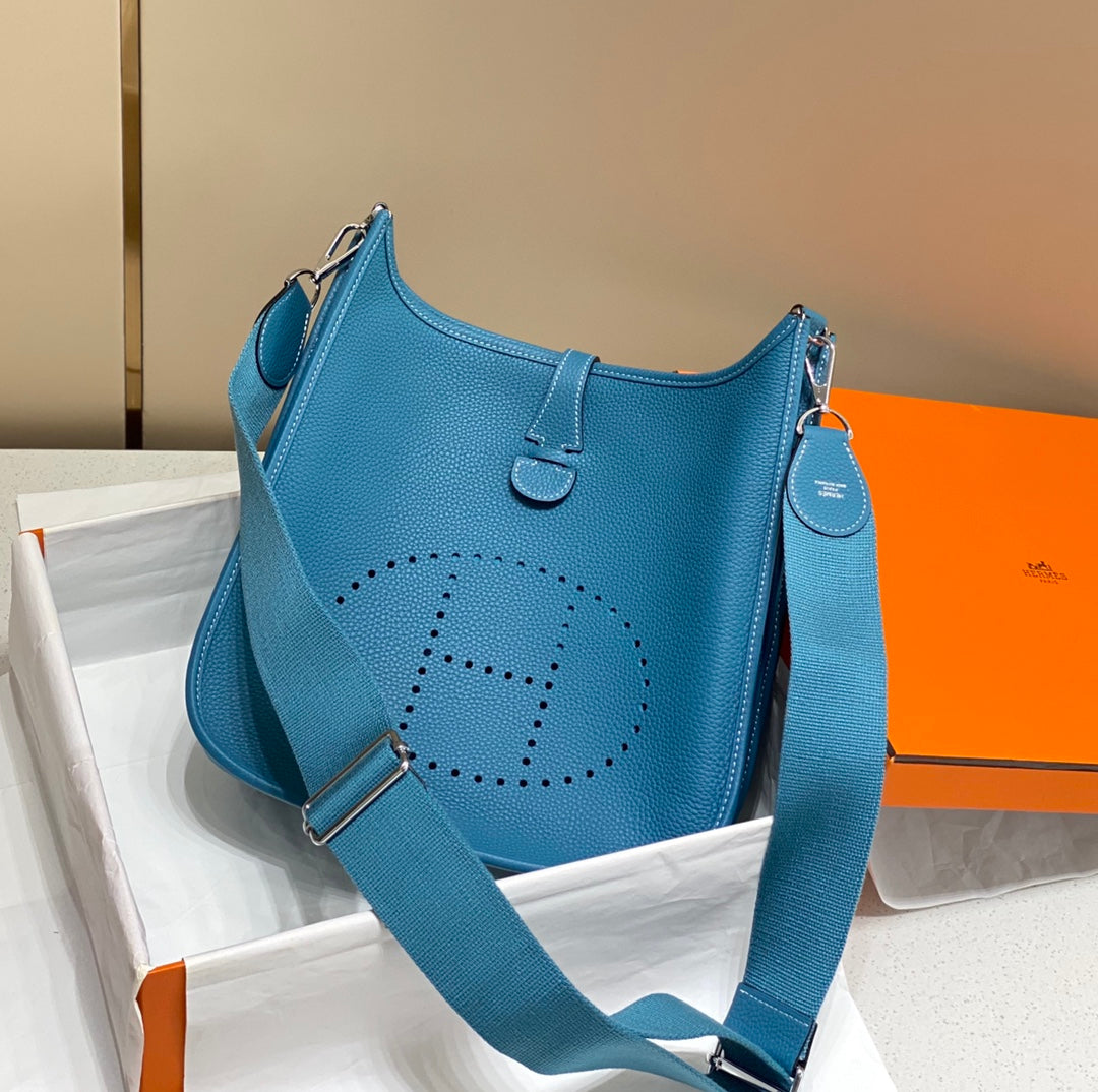 Evelyne 29cm Togo Shw