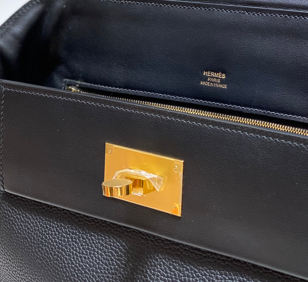 HM KELLY HANDBAG 29 CALFSKIN