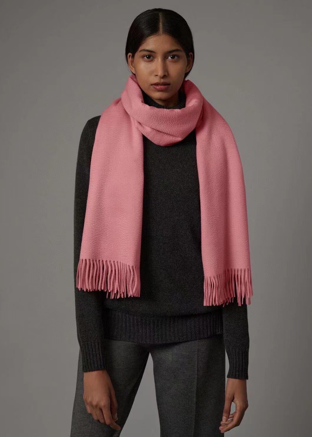 LP Grande Unita Scarf 200 CM In Salmon Pink Wool Cashmere 378393