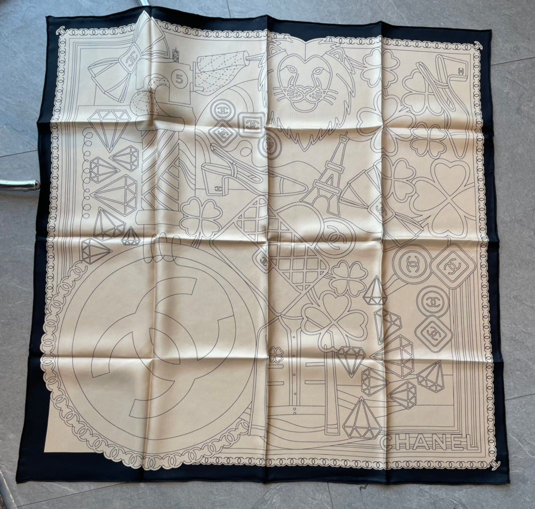 CC Square Scarf 90 CM In Beige Mix Black Cashmere Silk 288708