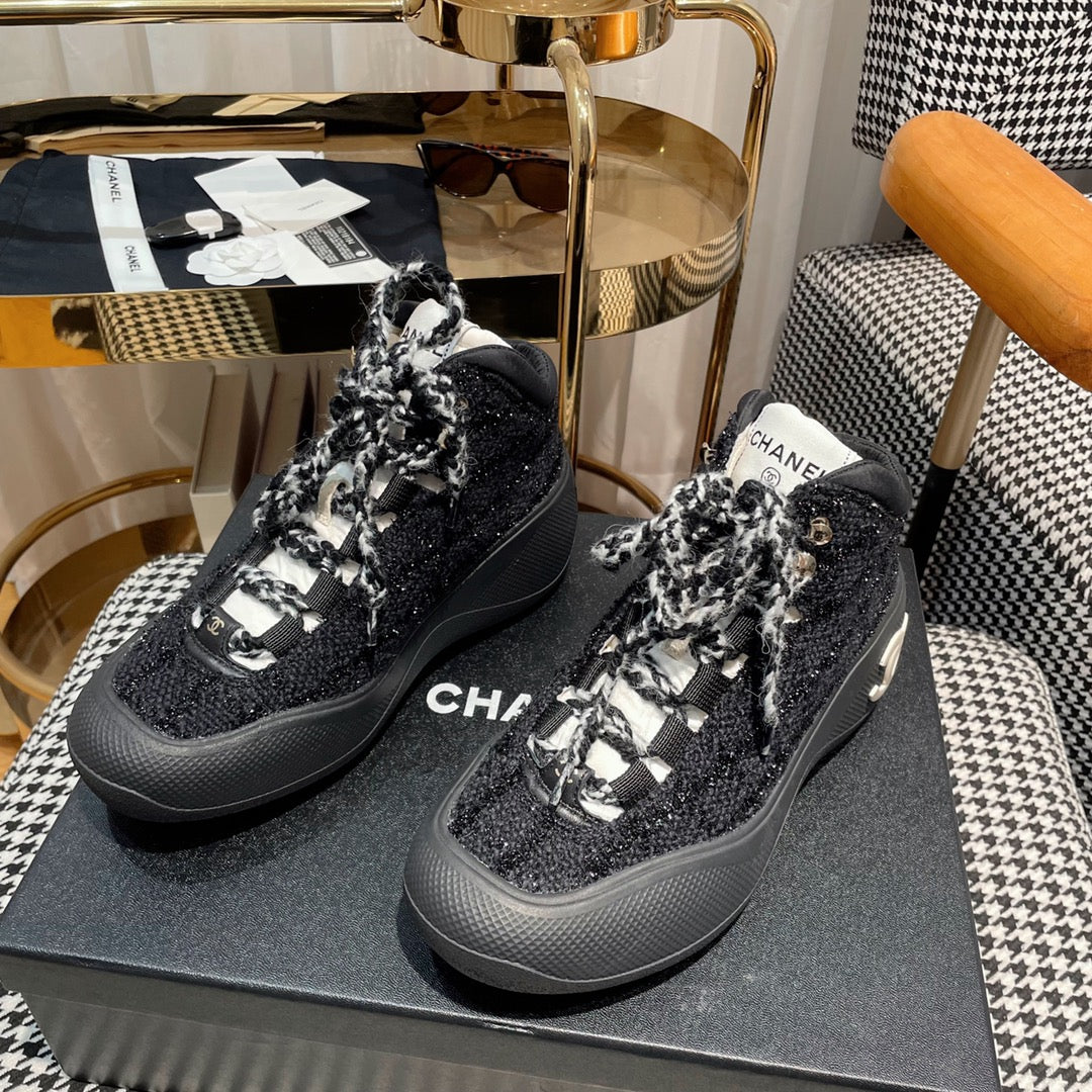 CC Sneaker In Black Tweed Fabric 144805