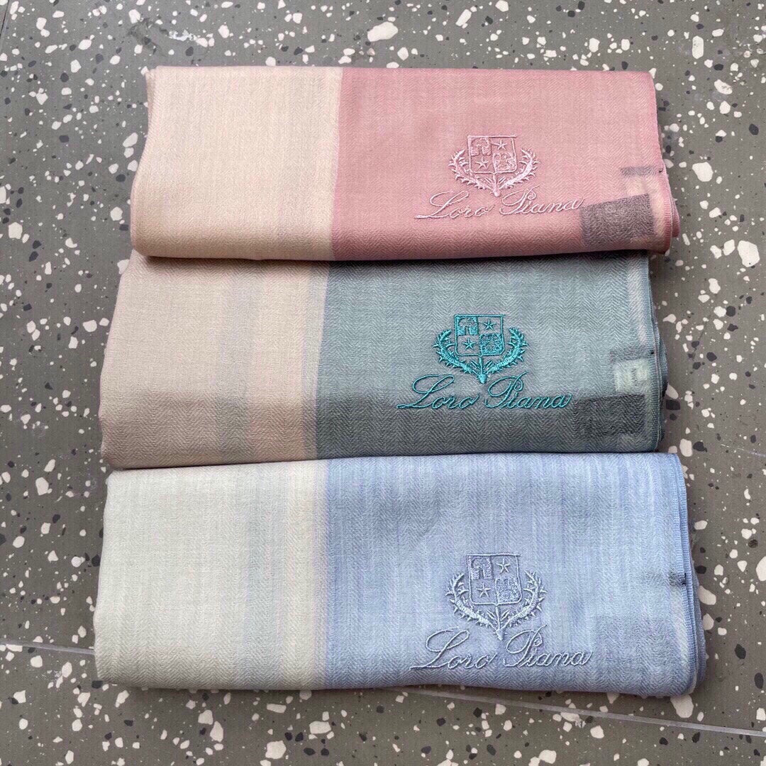 LP Quadrata Rainbow Scarf 200 CM In Beige Mix Turquoise Cashmere Silk  670020