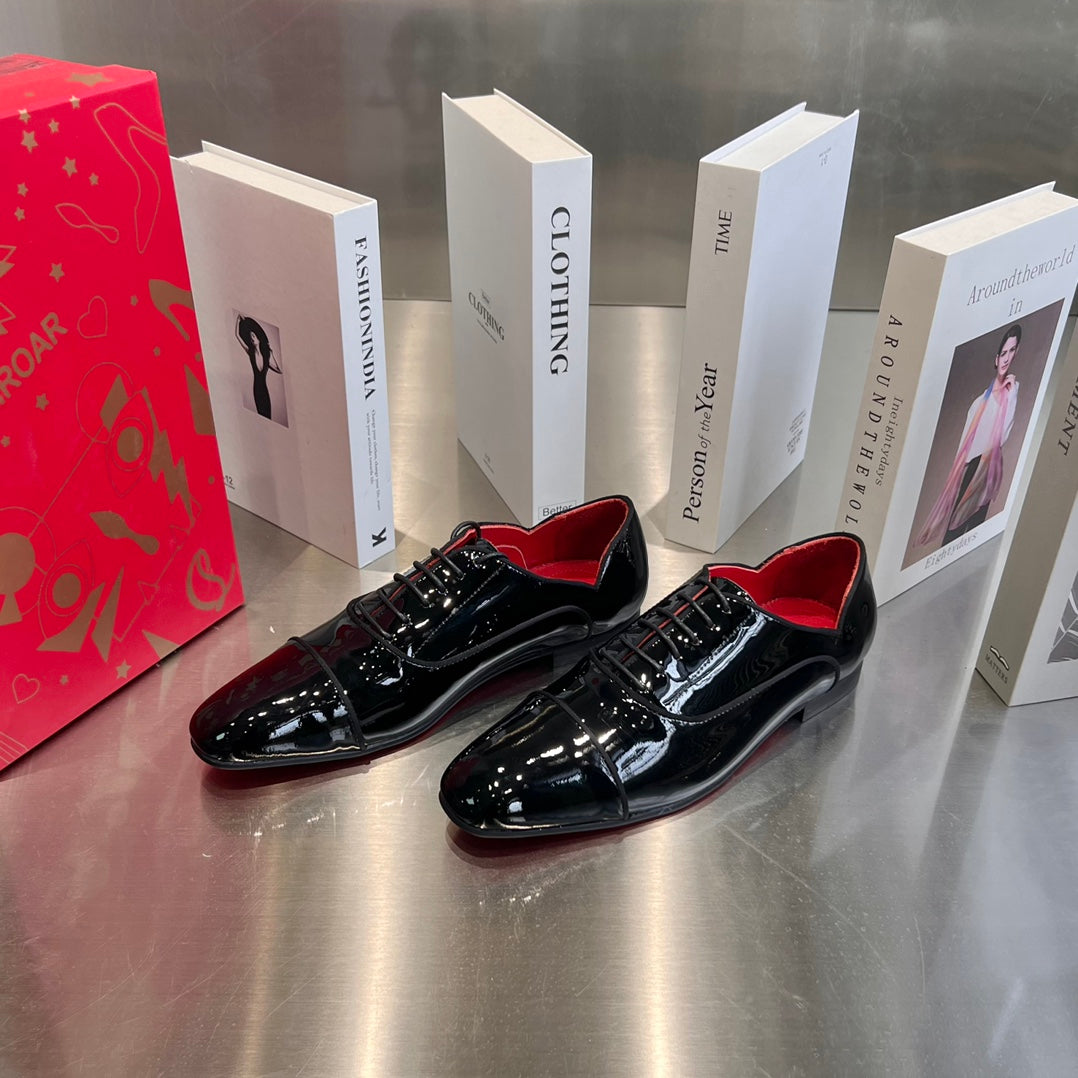 Christian Louboutin Men's Greggy Chick Oxfords Black Red Patent Leather 384174