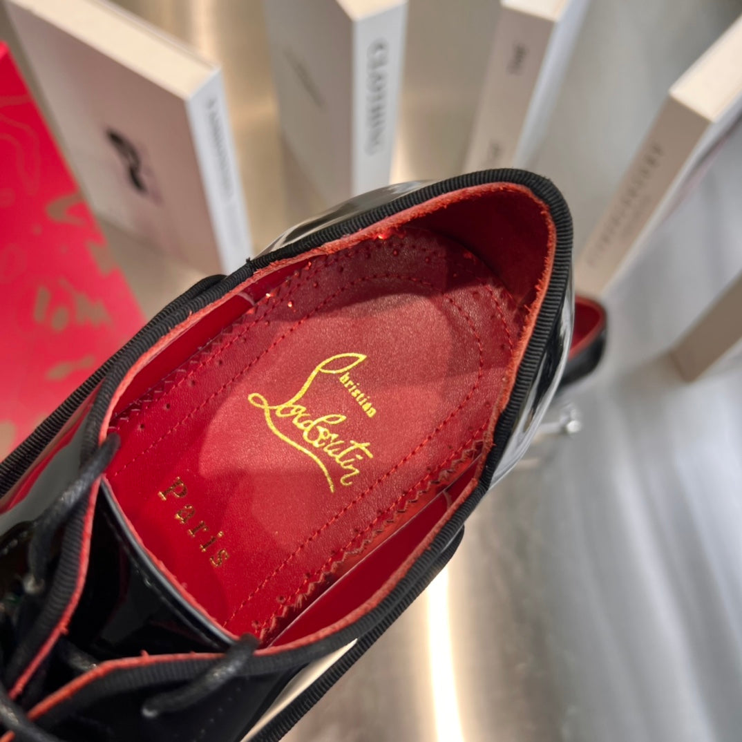 Christian Louboutin Men's Greggy Chick Oxfords Black Red Patent Leather 384174