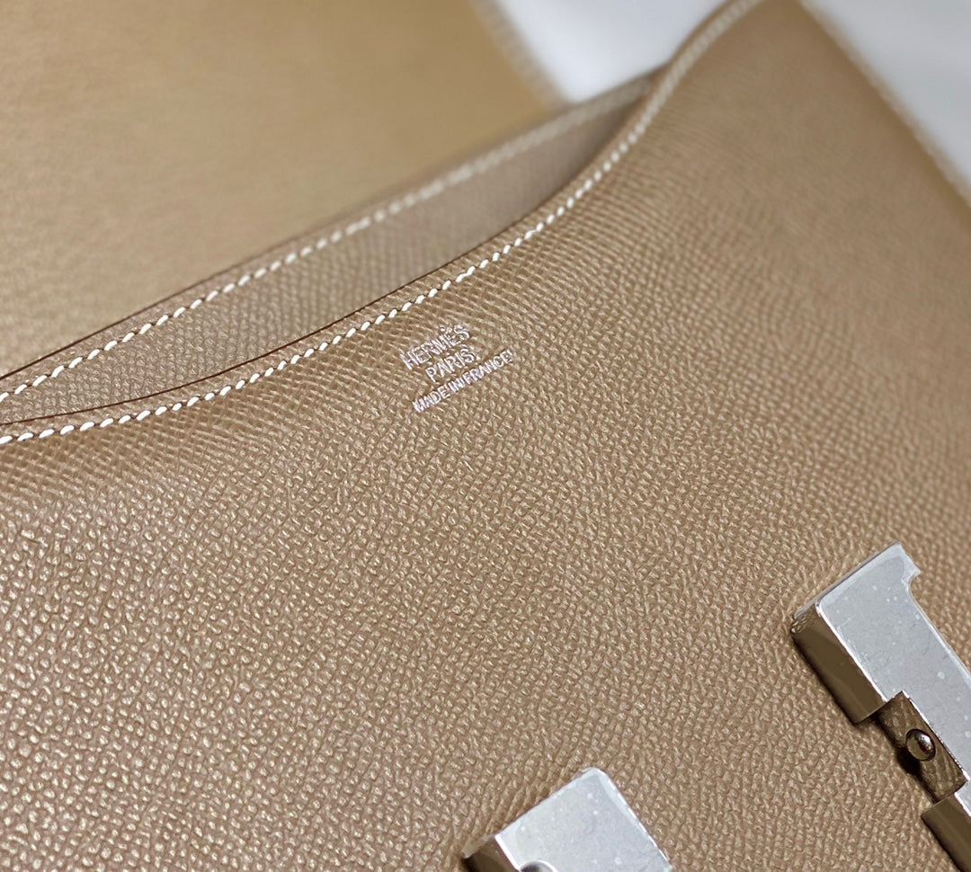 constance 24 etoupe epsom leather silver hardware