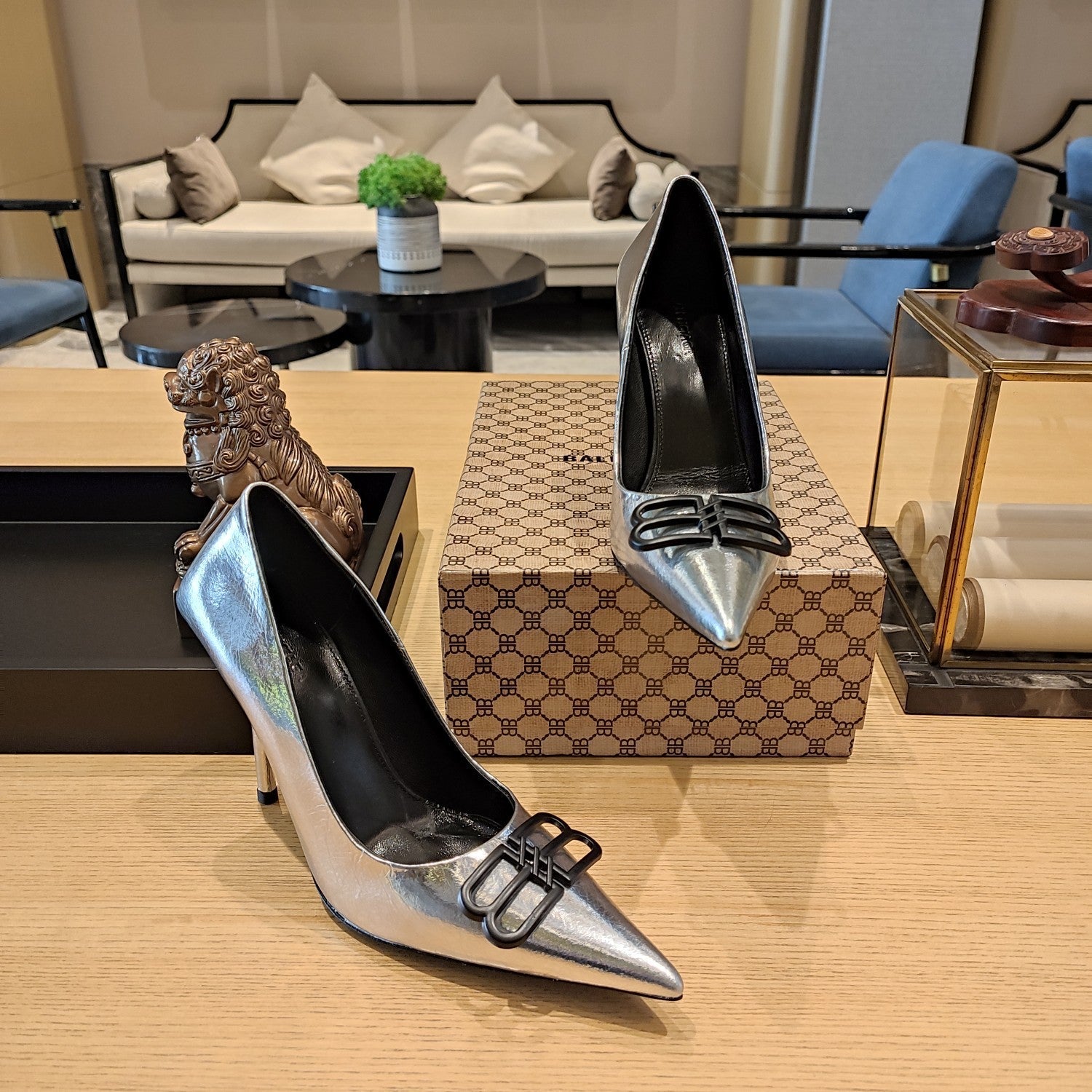 Balenciaga 26s High Heel 100 Sliver Patent Leather 681204