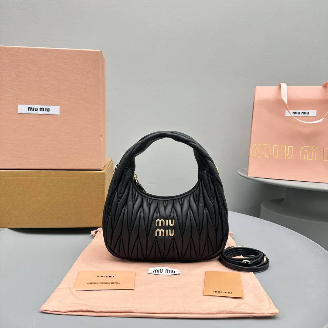 MINI HOBO 20 BAG IN BLACK LAMBSKIN