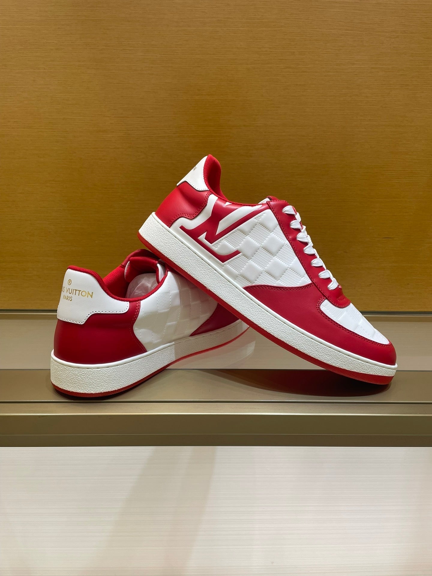 LV RIVOLI SNEAKER MEN RED WHITE