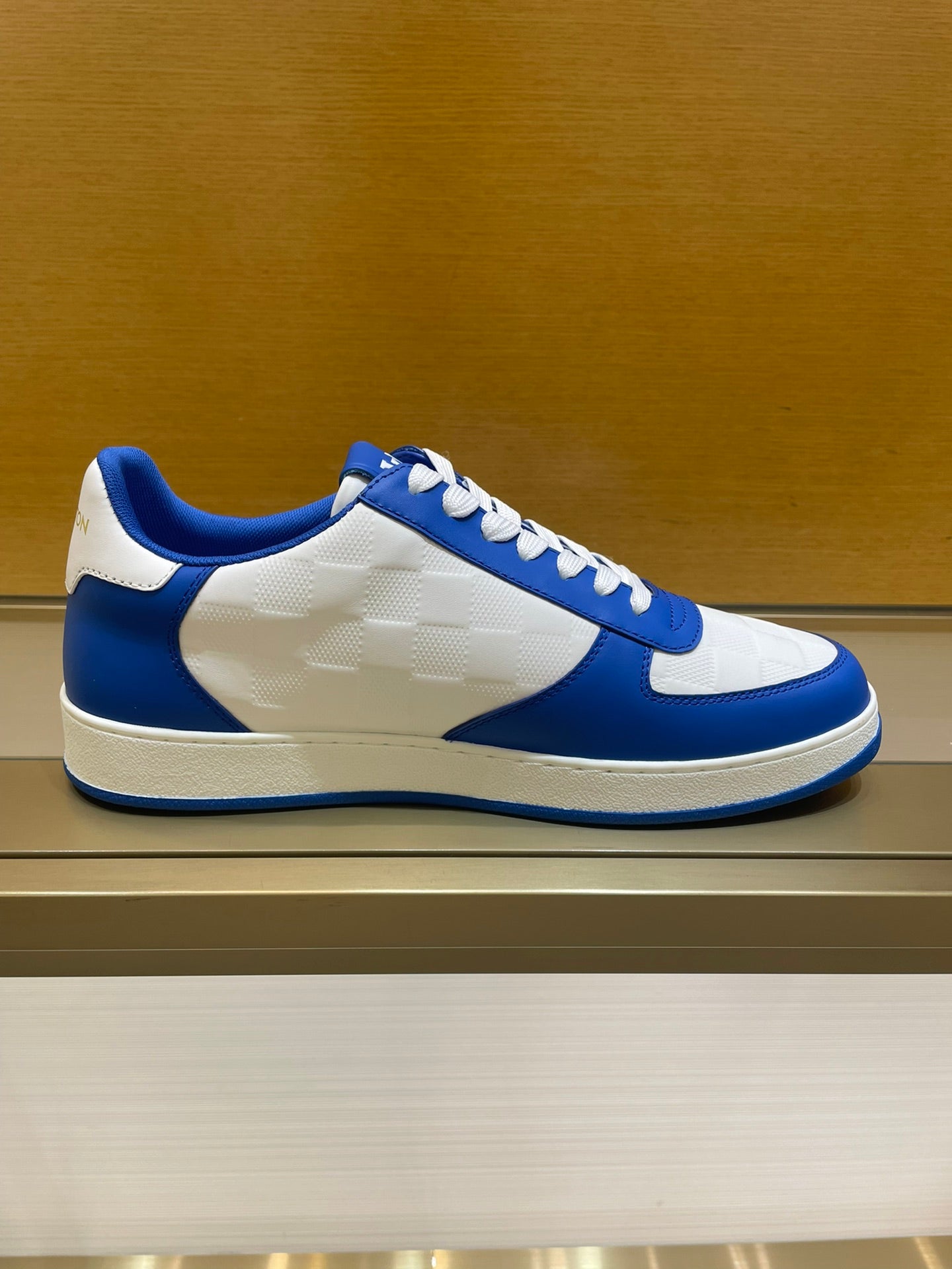 LV RIVOLI SNEAKER MEN BLUE WHITE