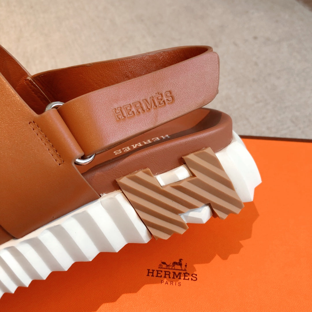 HM ELECTRIC SANDAL FIRE CALFSKIN