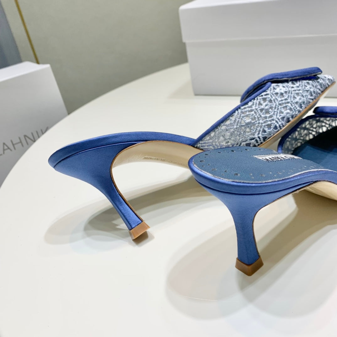 Manolo Mules 7cm Blue Hollow Lace Leather Bottom 451199
