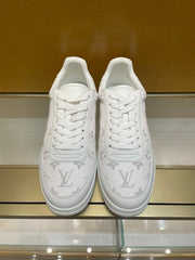LV RIVOLI SNEAKER WHITE
