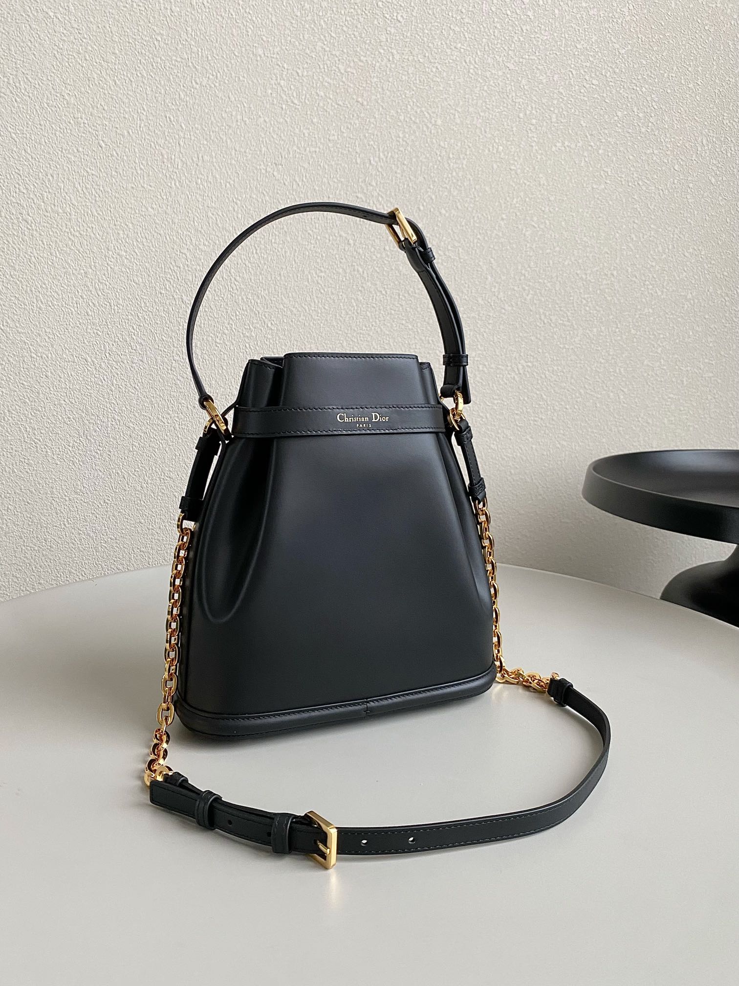 MEDIUM C'EST 24 CD-EMBOSSED CALFSKIN