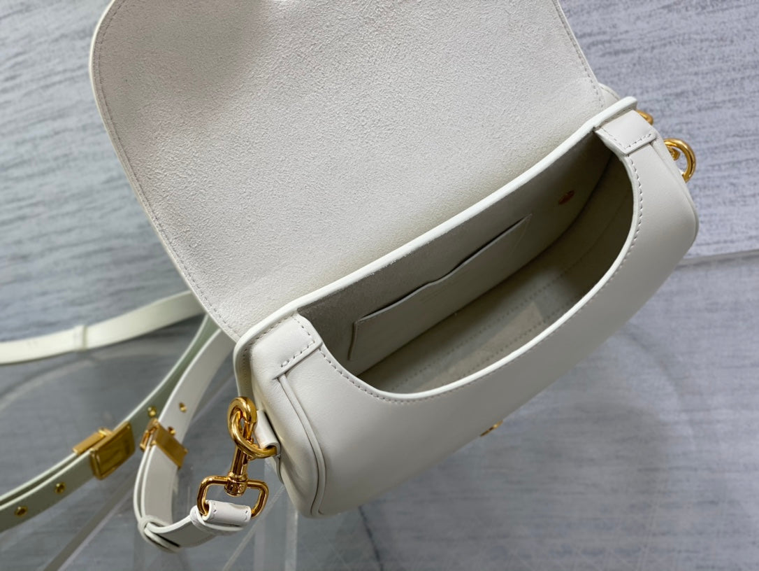 MEDIUM CD BOBBY 22CM CALFSKIN GOLD HARDWARE