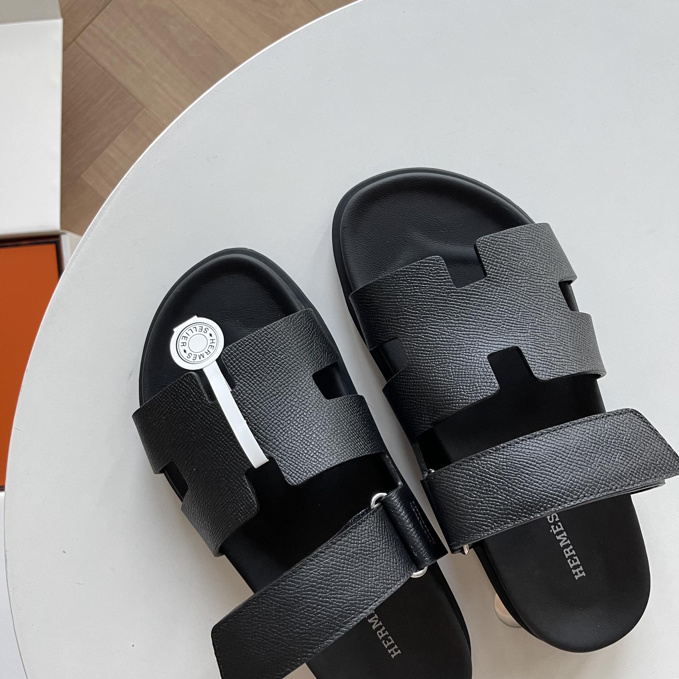 HM Men's Chypre Slide Black Calfskin 538596