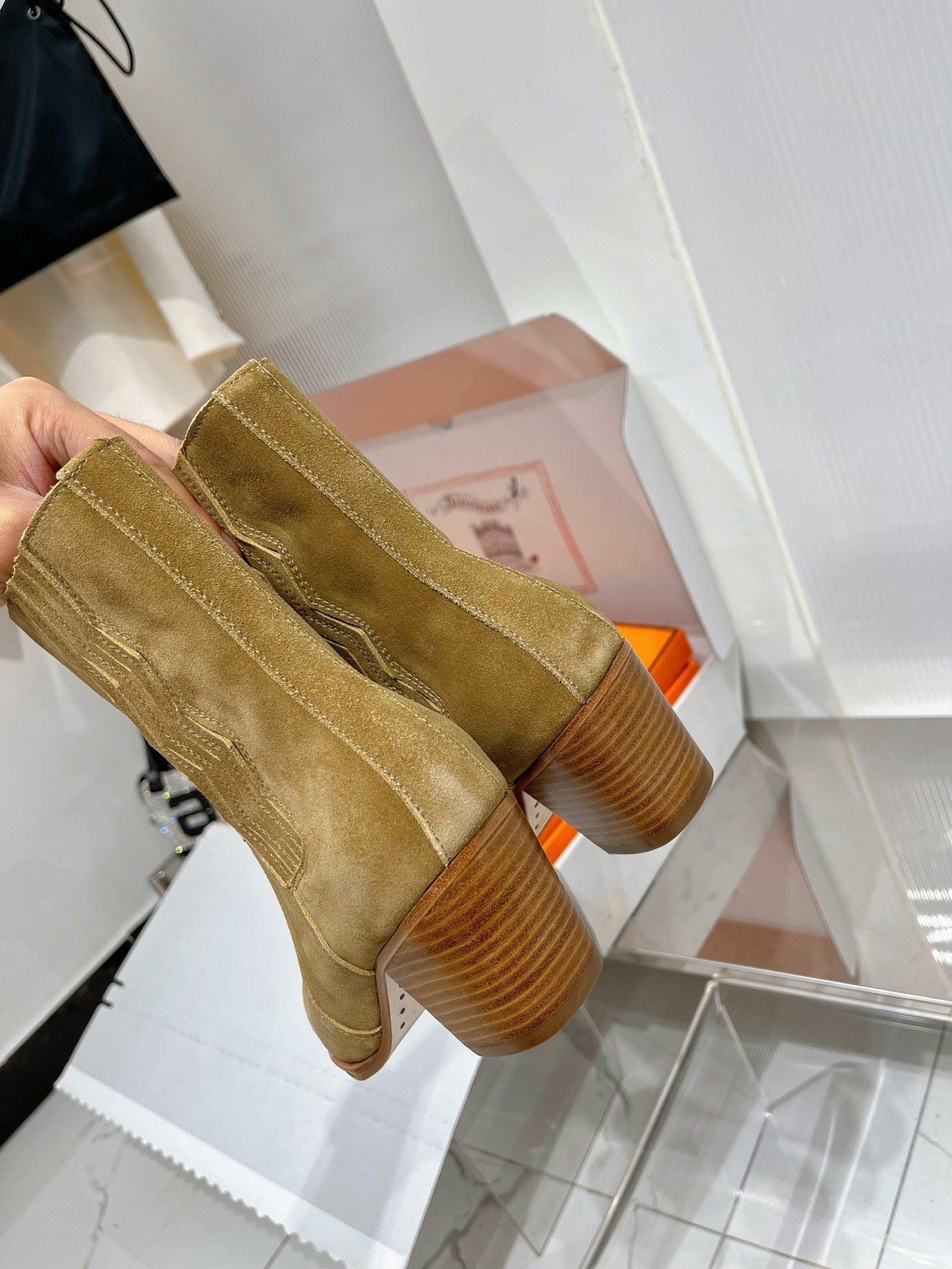 vegas ankle boot khaki suede