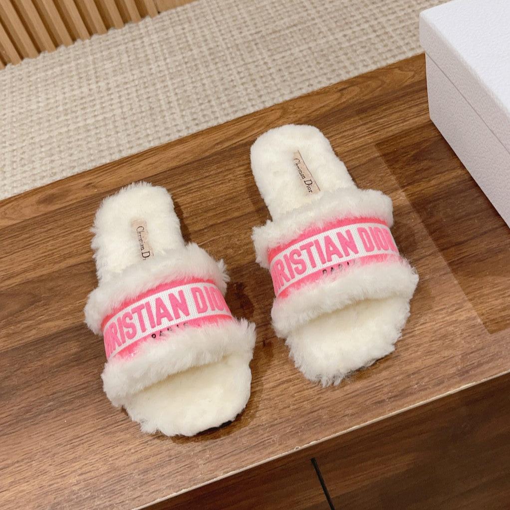 CD Dway Slide White Pink Fleece Lining And Canvas Fabric