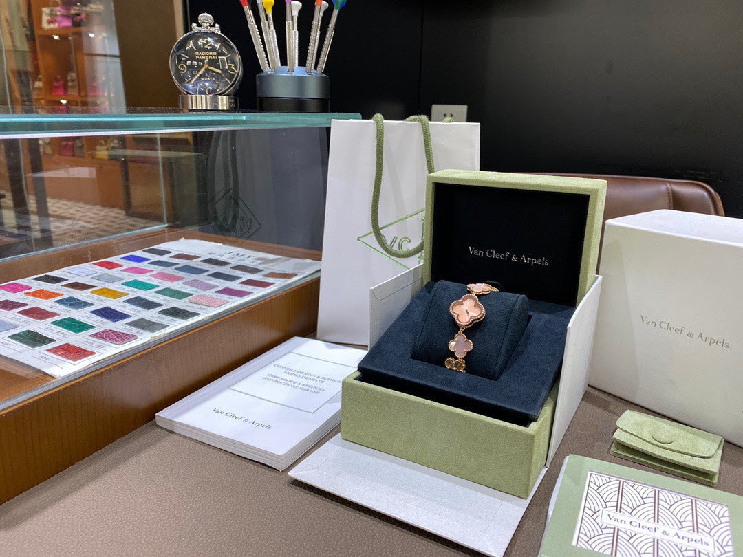 SWEET ALHAMBRA PINK GOLD PINK MOP WATCH