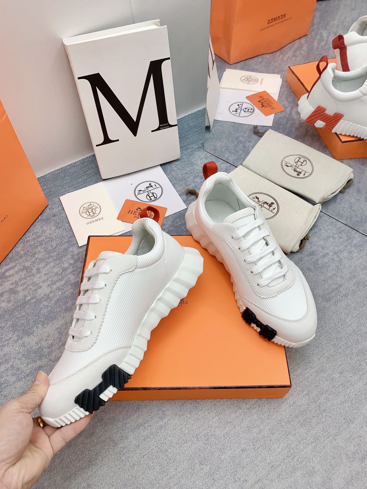 HM Bouncing Sneaker In White Mesh Fabric 106463