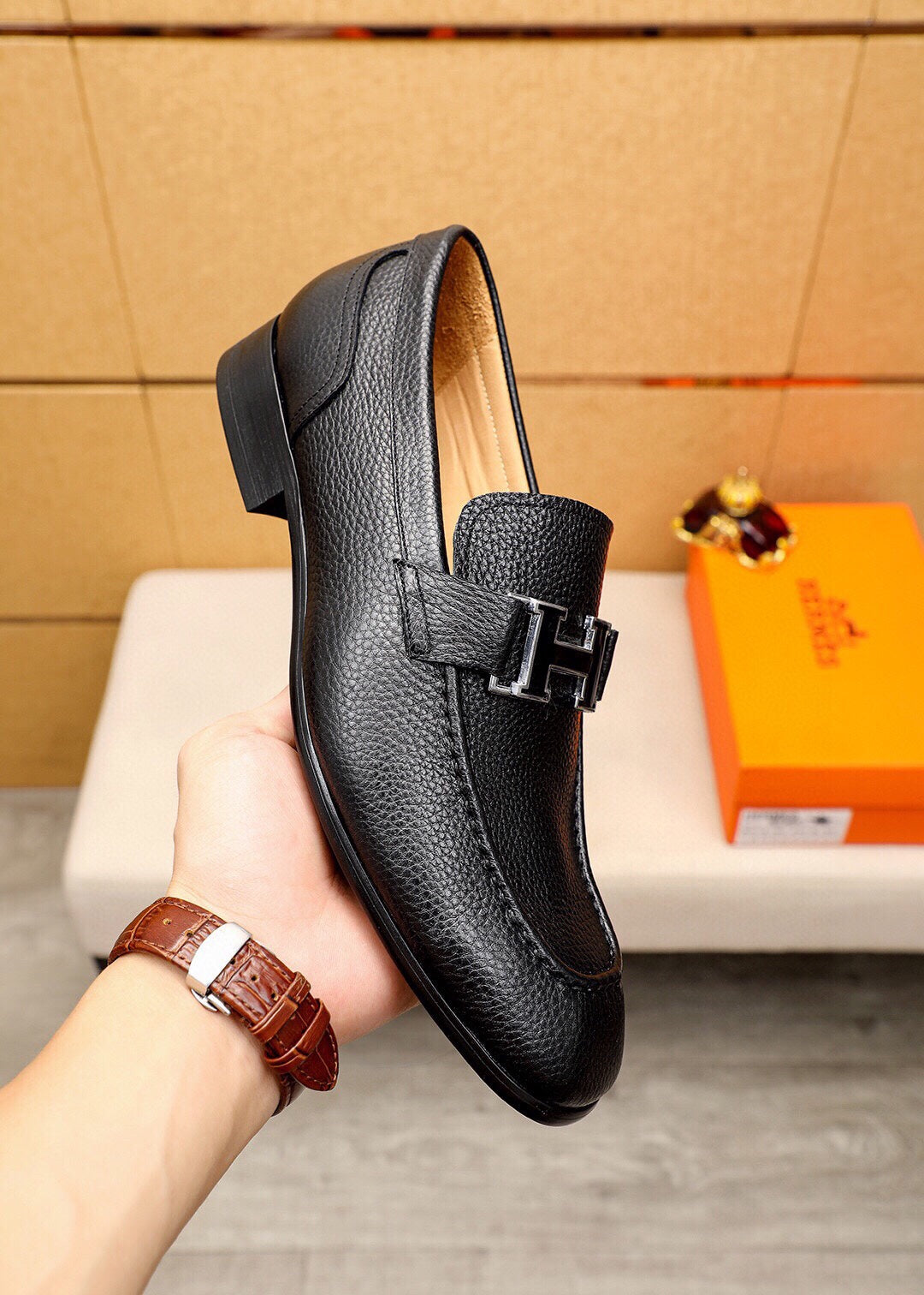 HM BLACK H-BUCKLE LOAFER BLACK GRAINED CALFSKIN