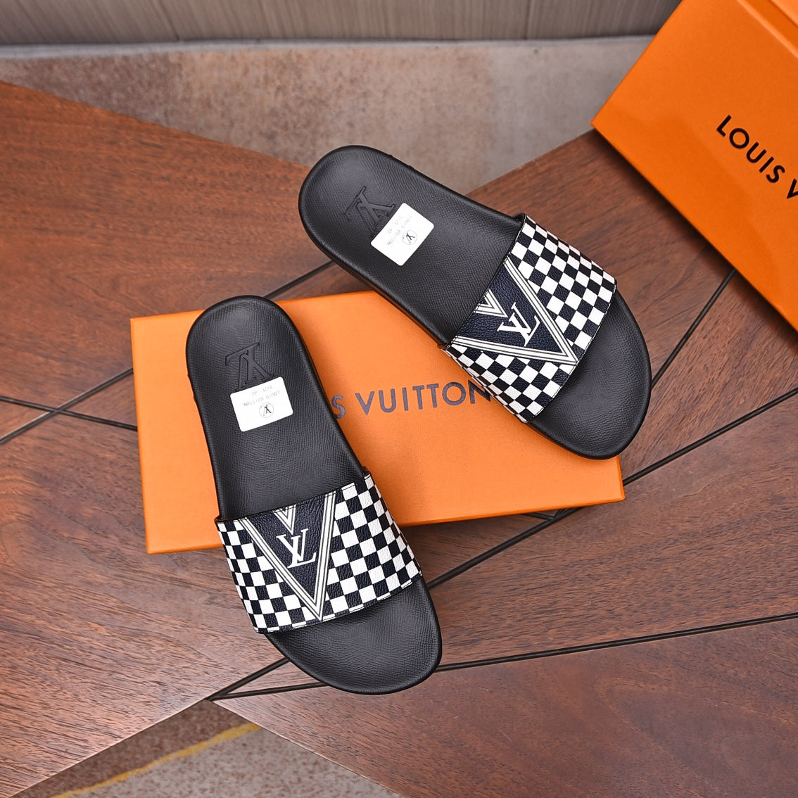 LV SLIPPERS IN BLACK MIX WHITE DAMIER CALFSKIN
