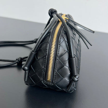 BV Concert Pouch 18.5cm Black Lambskin