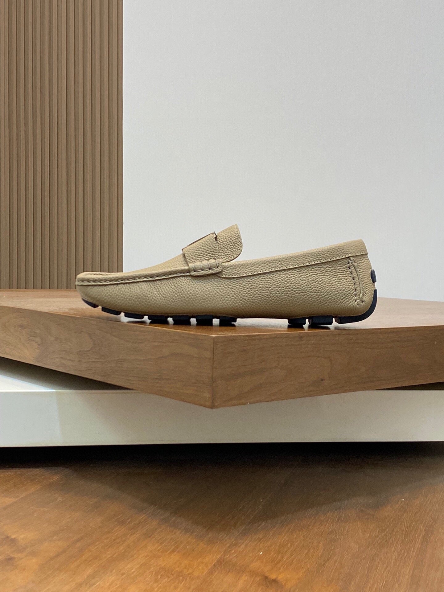 LV LOAFER IN DARK CREAM WRINKLE CALFSKIN