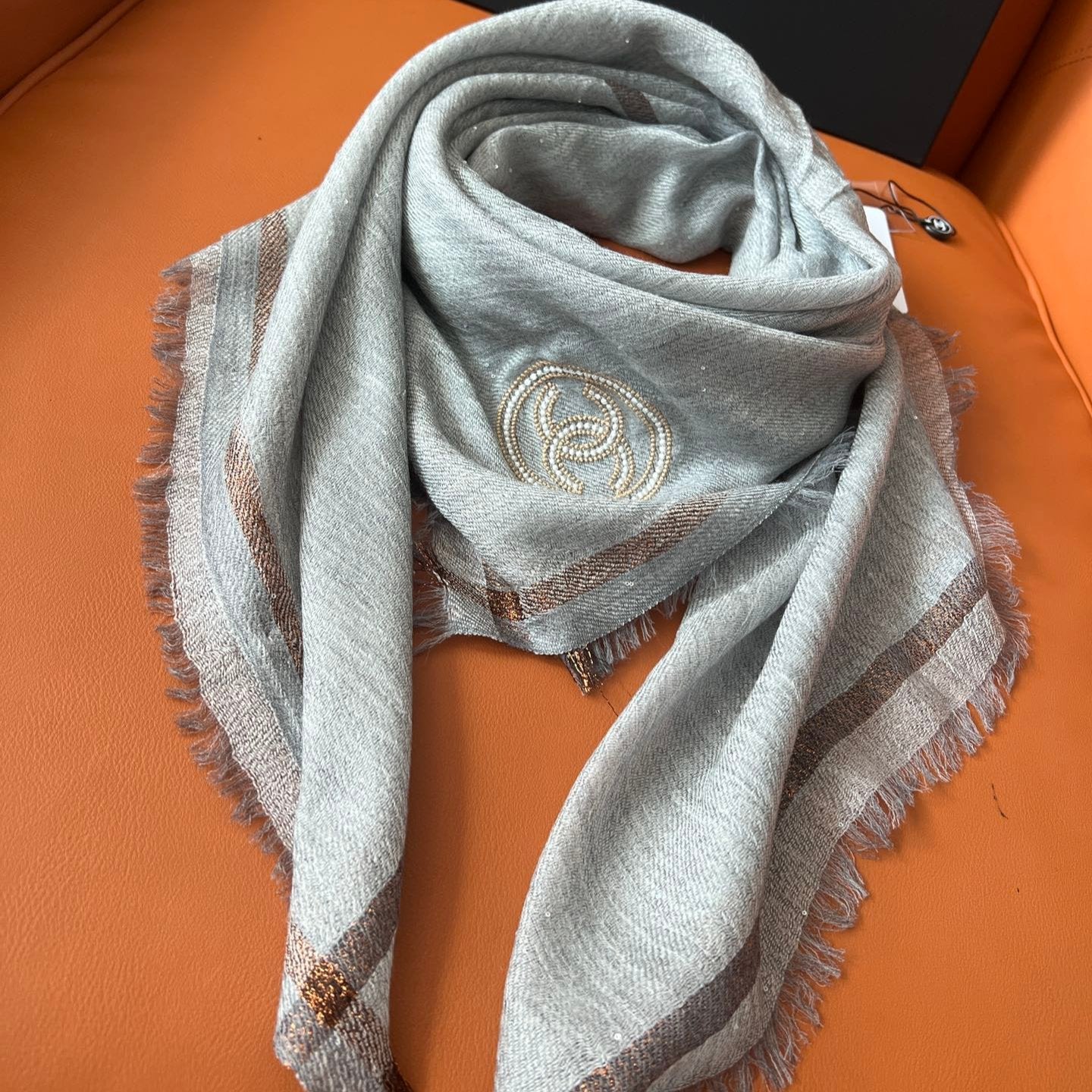 CC Square Scarf 100 CM In Grey Cashmere And Wool Mix Sequin Fabric 345992