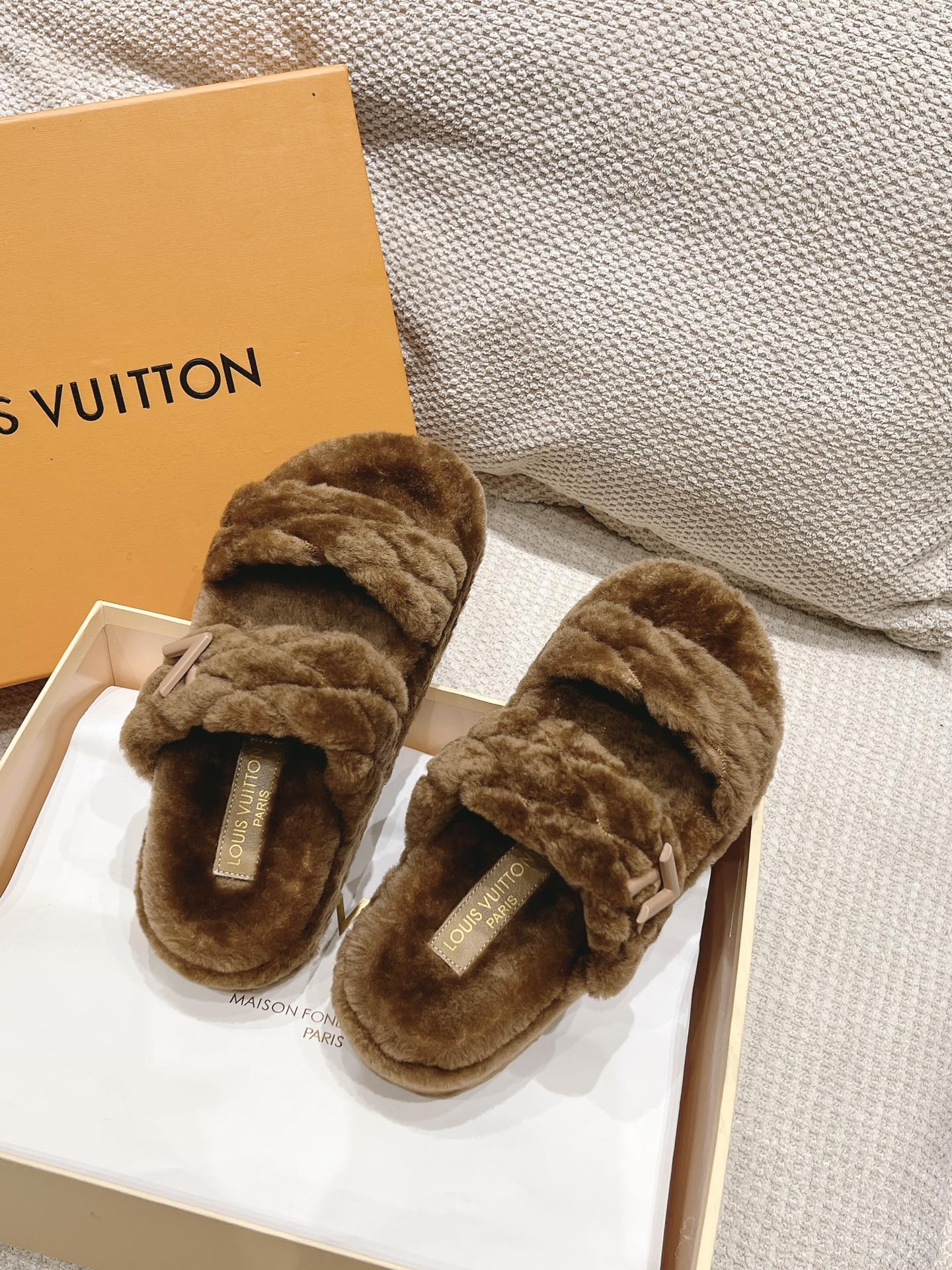 LV Sunset Platform Comfort Mule Dark Brown Wool