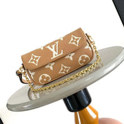IVY 23 IN ARIZONA CREAM MONOGRAM EMPREINTE LEATHER GOLD HARDWARE