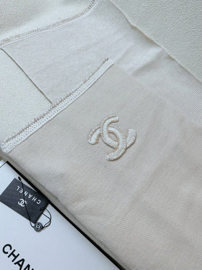 CC Scarf 220 CM In White Cashmere 389886
