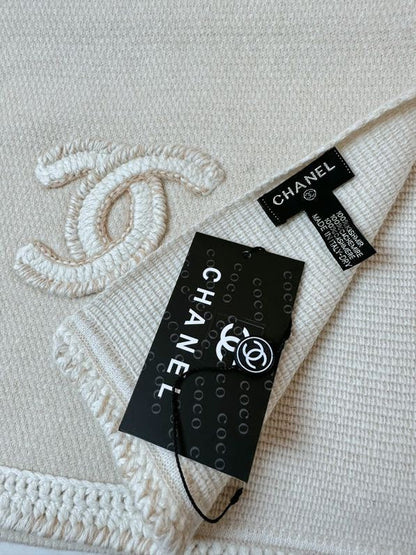 CC Scarf 220 CM In White Cashmere 389886