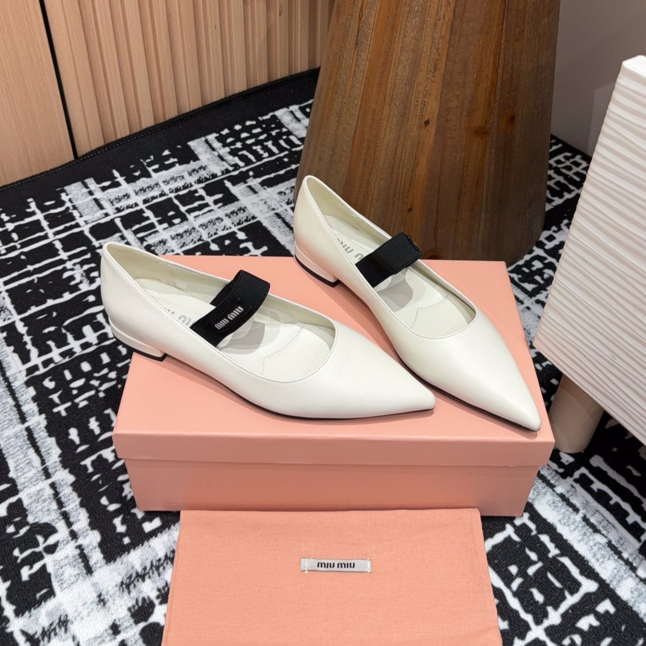 Miu Mary Jane White Lambskin