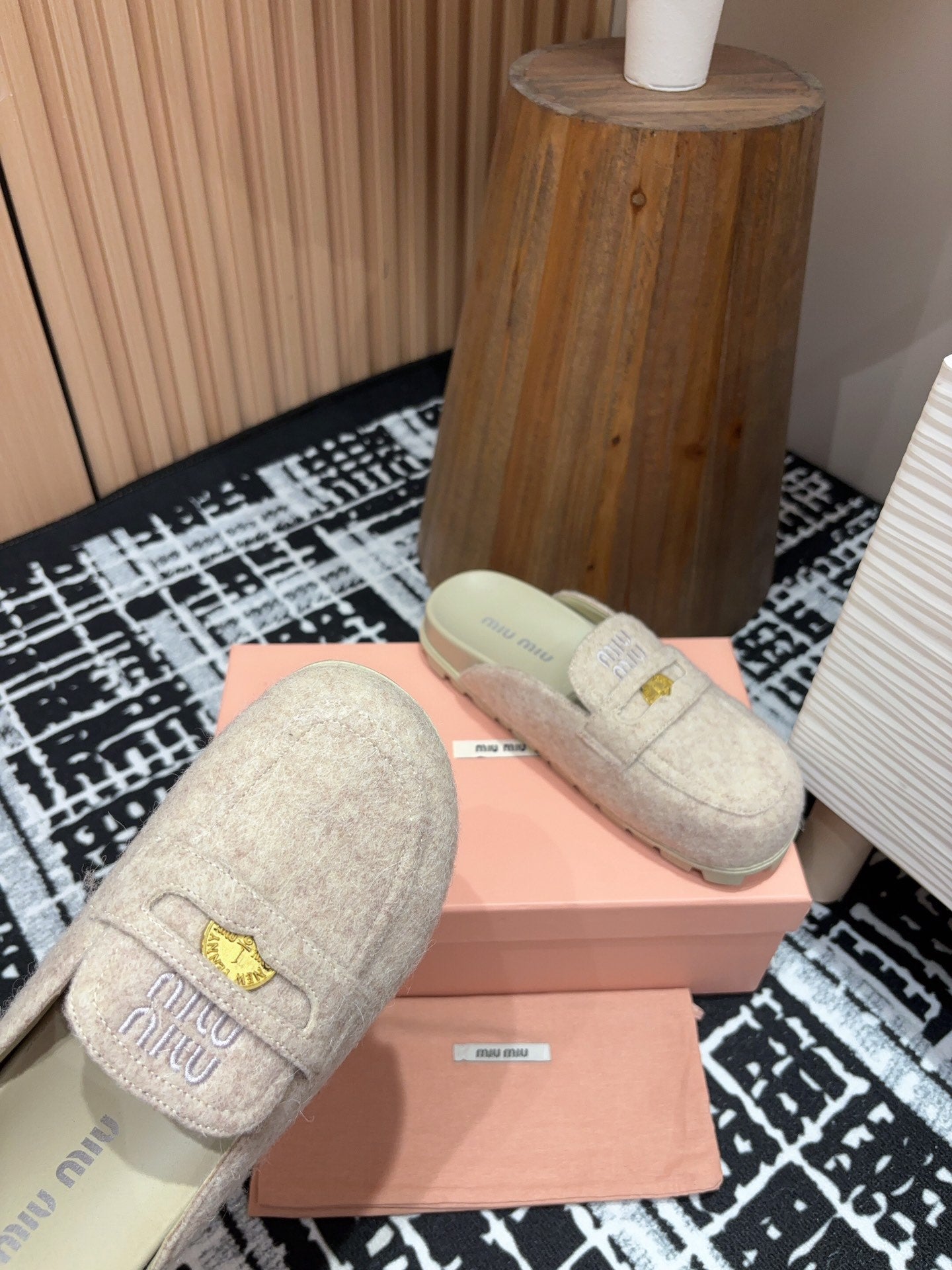 Miu slippers Pastel Pink Wool