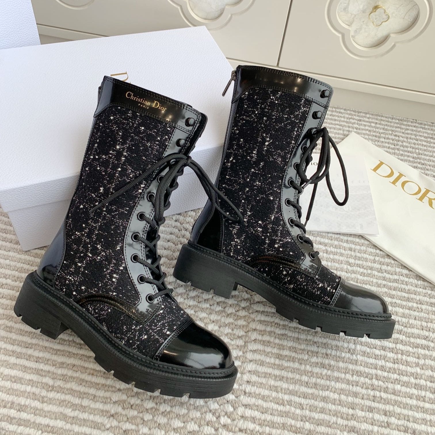 CD D-Unit Ankle Boot In Black Tweed Fabric And Glossy Cowhide 105086